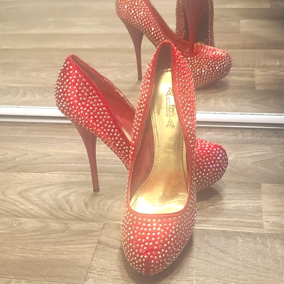 Red sparkle High heels - Picture 4 of 4
